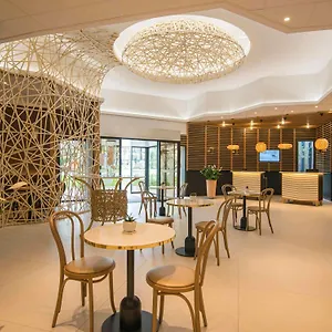 https://novotel-nice-arenas-aeroport.fr-provencehotel.com