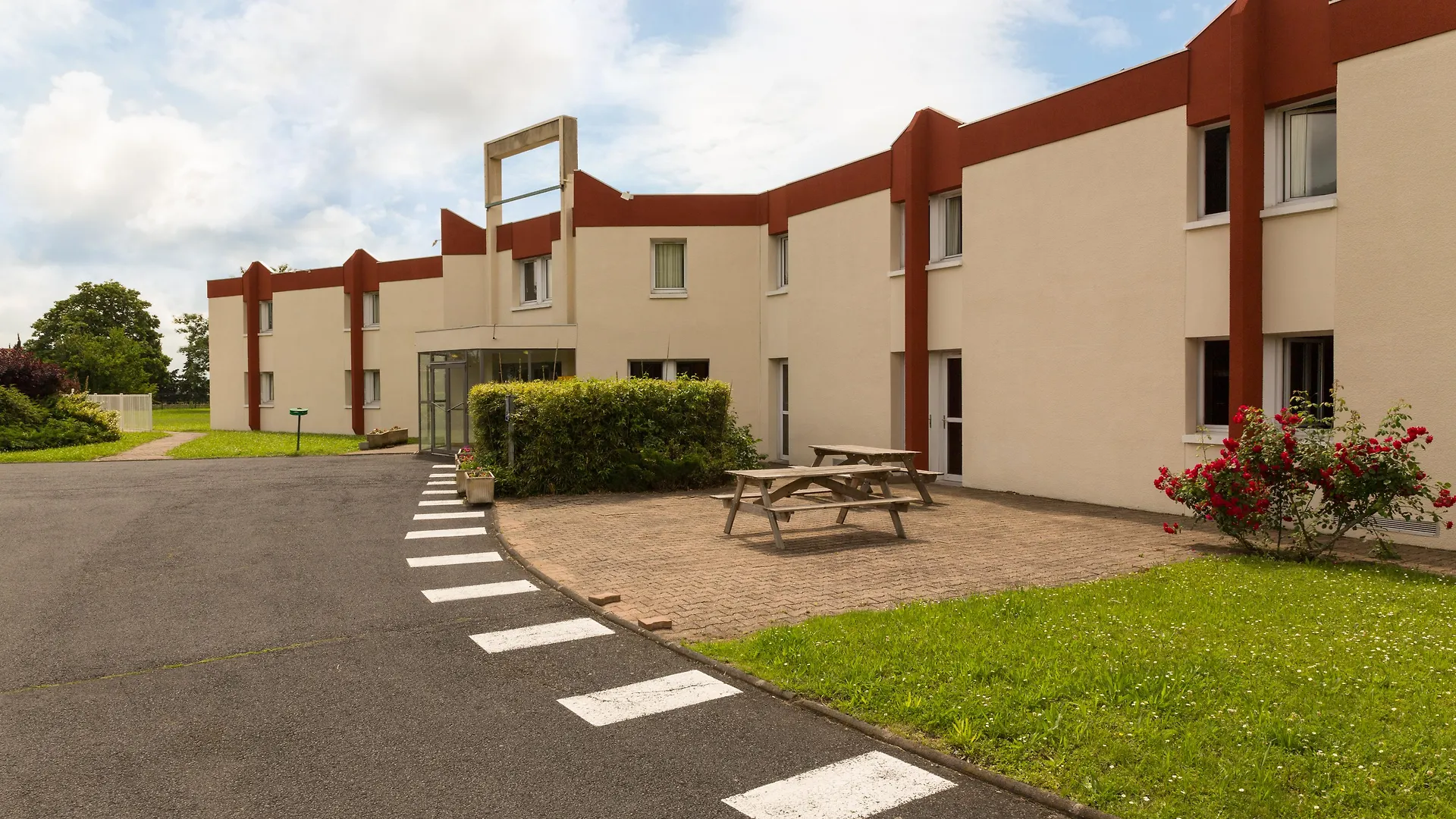 The Originals Access, Hotel Clermont-Ferrand Nord Châteaugay
