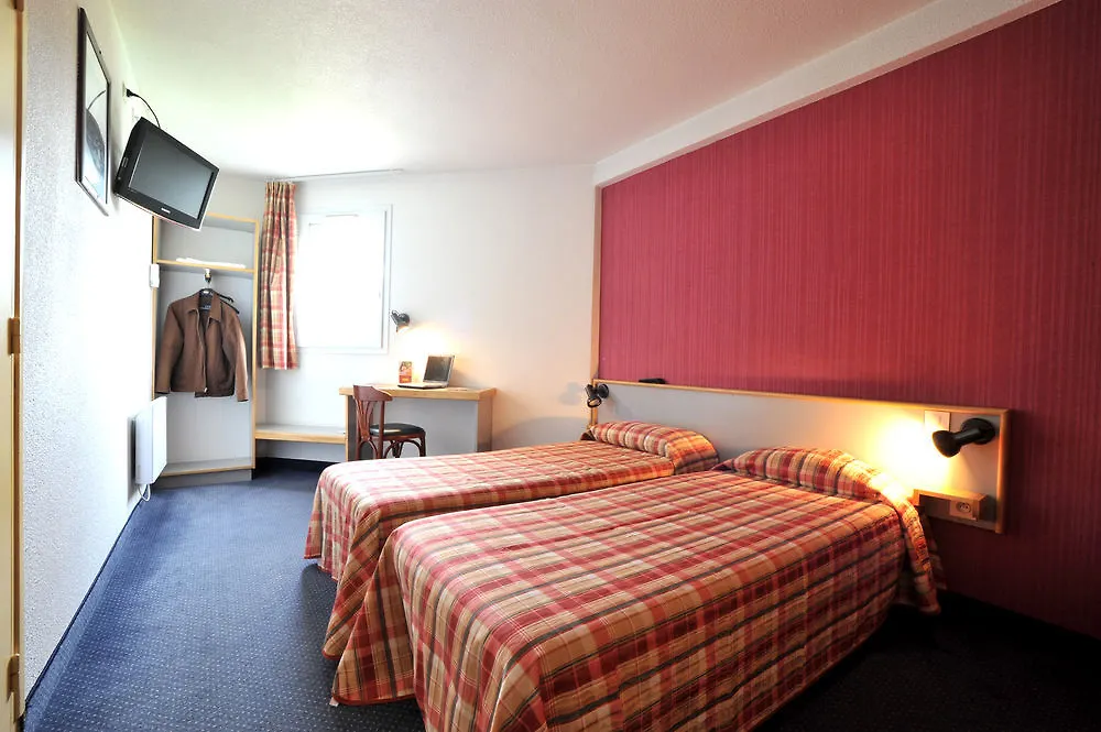 **  The Originals Access, Hotel Clermont-Ferrand Nord Châteaugay Franciaország